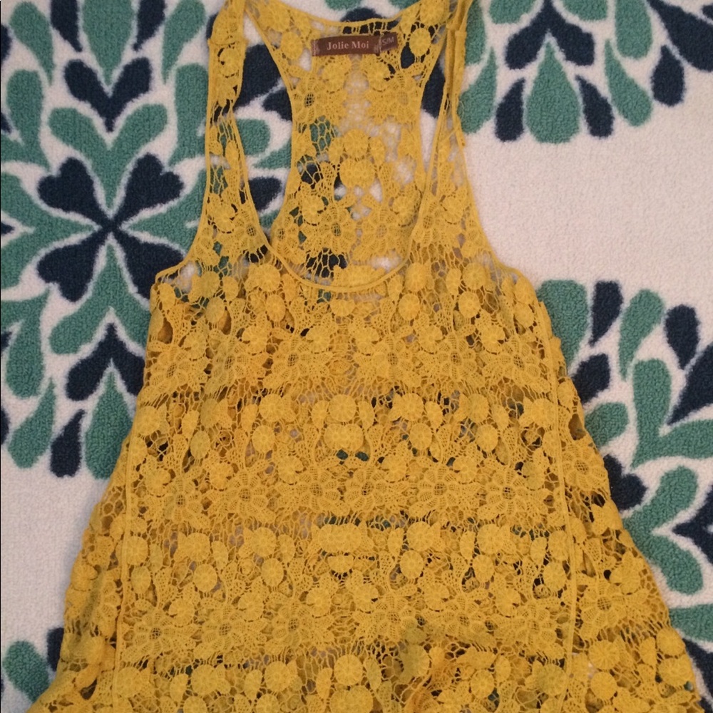 Jolie Moi yellow crochet tank top size S/M